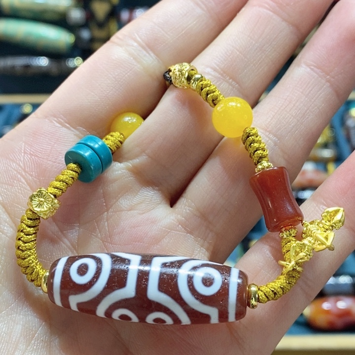 玛瑙/玉髓颈饰合金9