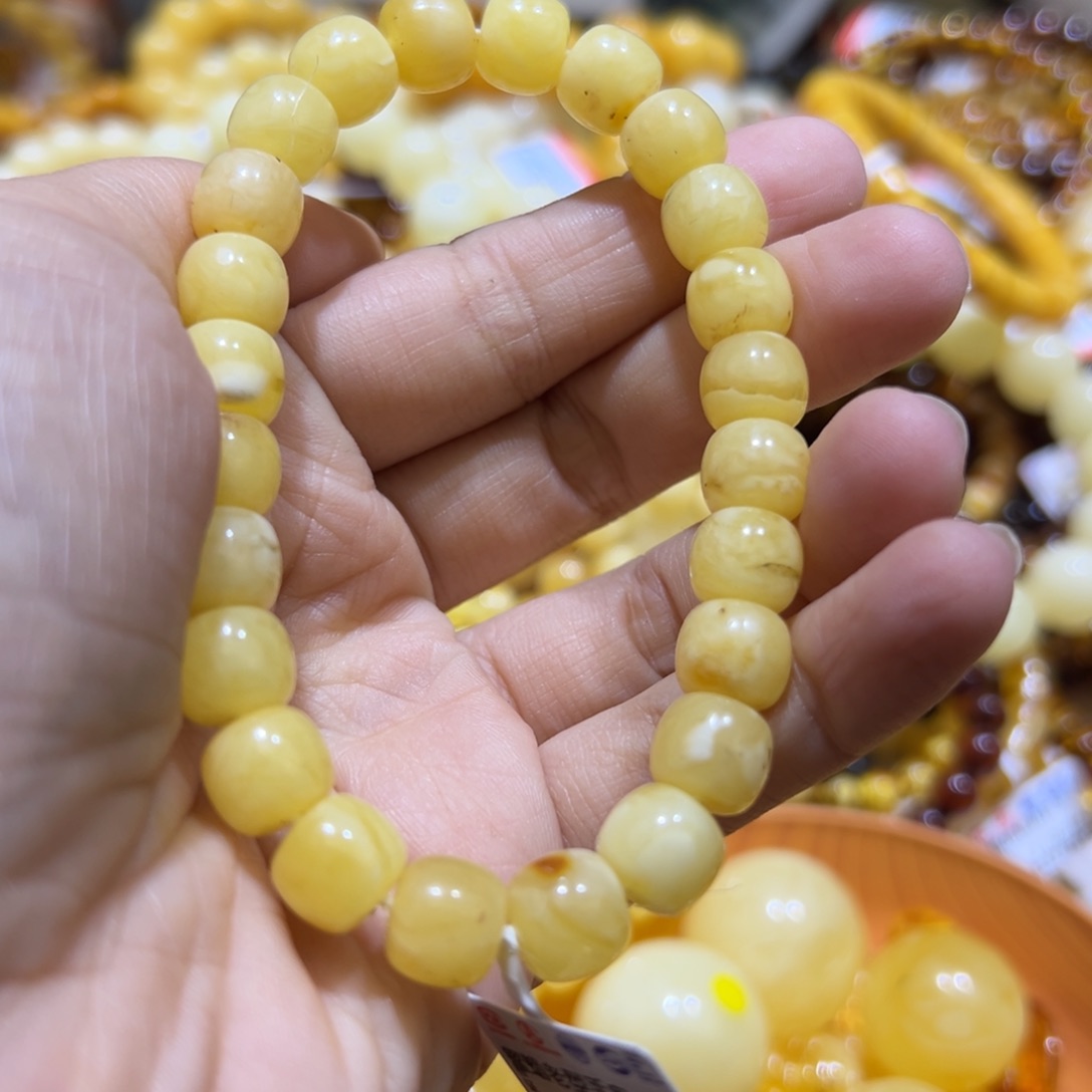 琥珀珠宝奇石未镶嵌