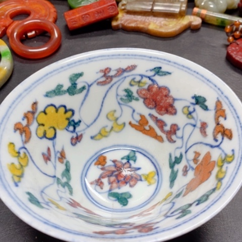 瓷片阿**刻挂件等各种形式