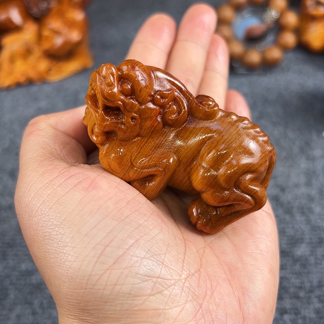 柏木太行崖柏溏心貔貅