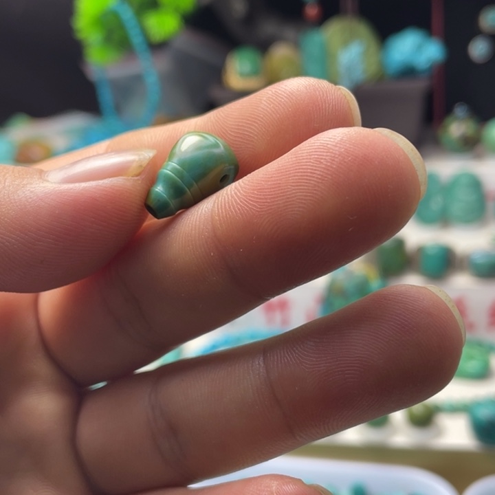 绿松石未镶嵌配饰