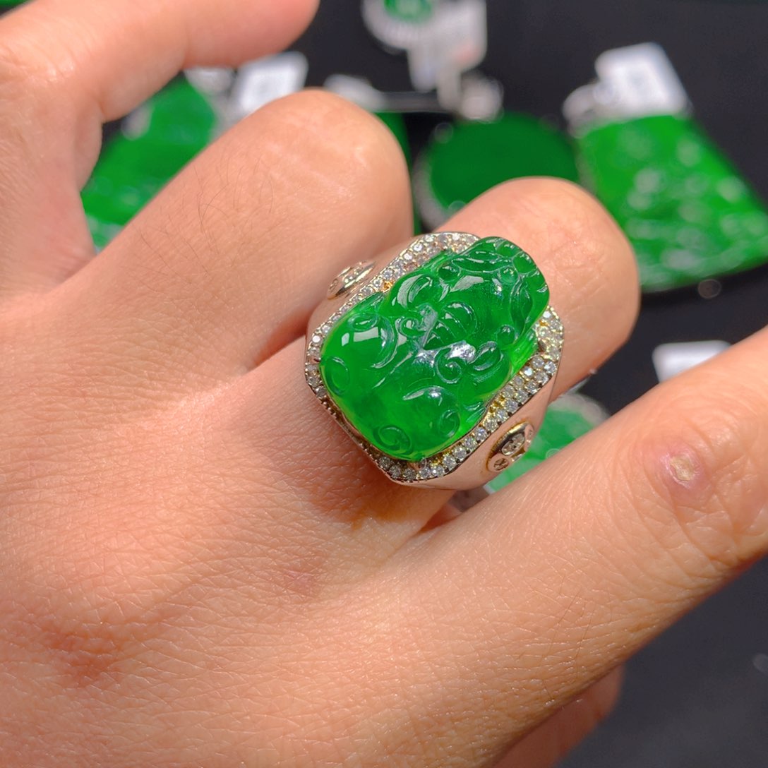 翡翠颈饰银S925镶嵌111111111