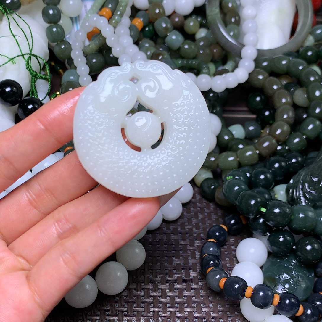 【闪购商品】和田玉未镶嵌颈饰