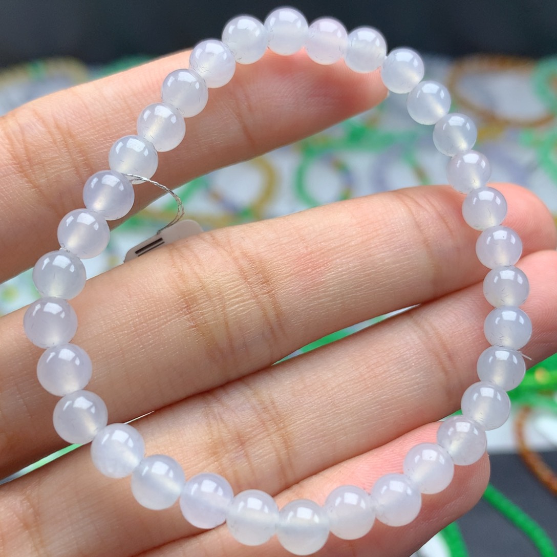 未镶嵌翡翠手链卡