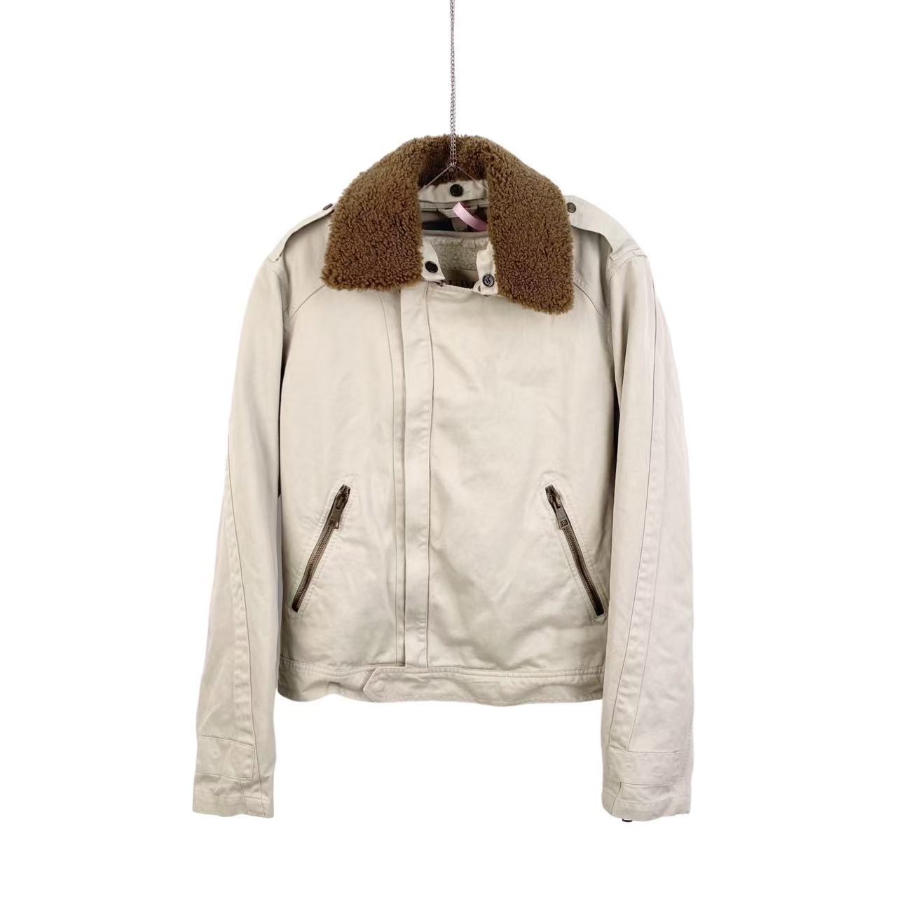 95新 BURBERRY/博柏利  AA2582 聚酯纤维 毛领夹克外套 L码 微污
