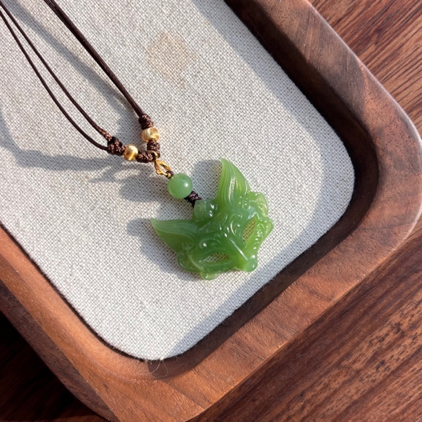 和田玉俄料碧玉狐狸面具吊坠国风首饰