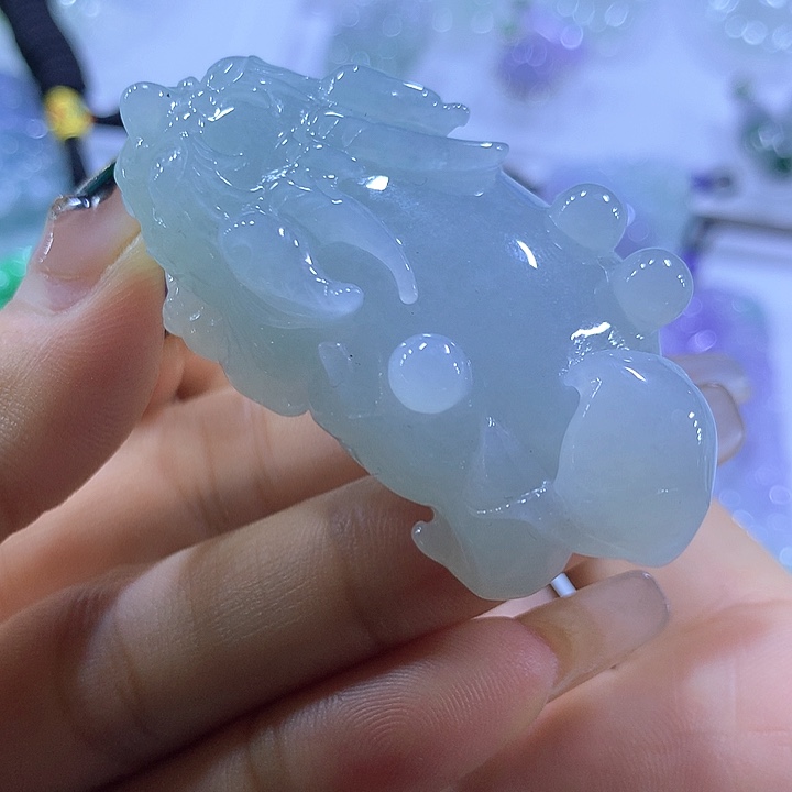 颈饰未镶嵌翡翠天然翡翠A货吊坠
