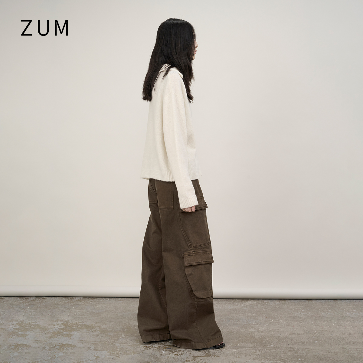 ZUM 宽松羊驼毛针织衫女春秋2025新款v领慵懒风上衣短款毛衣外套