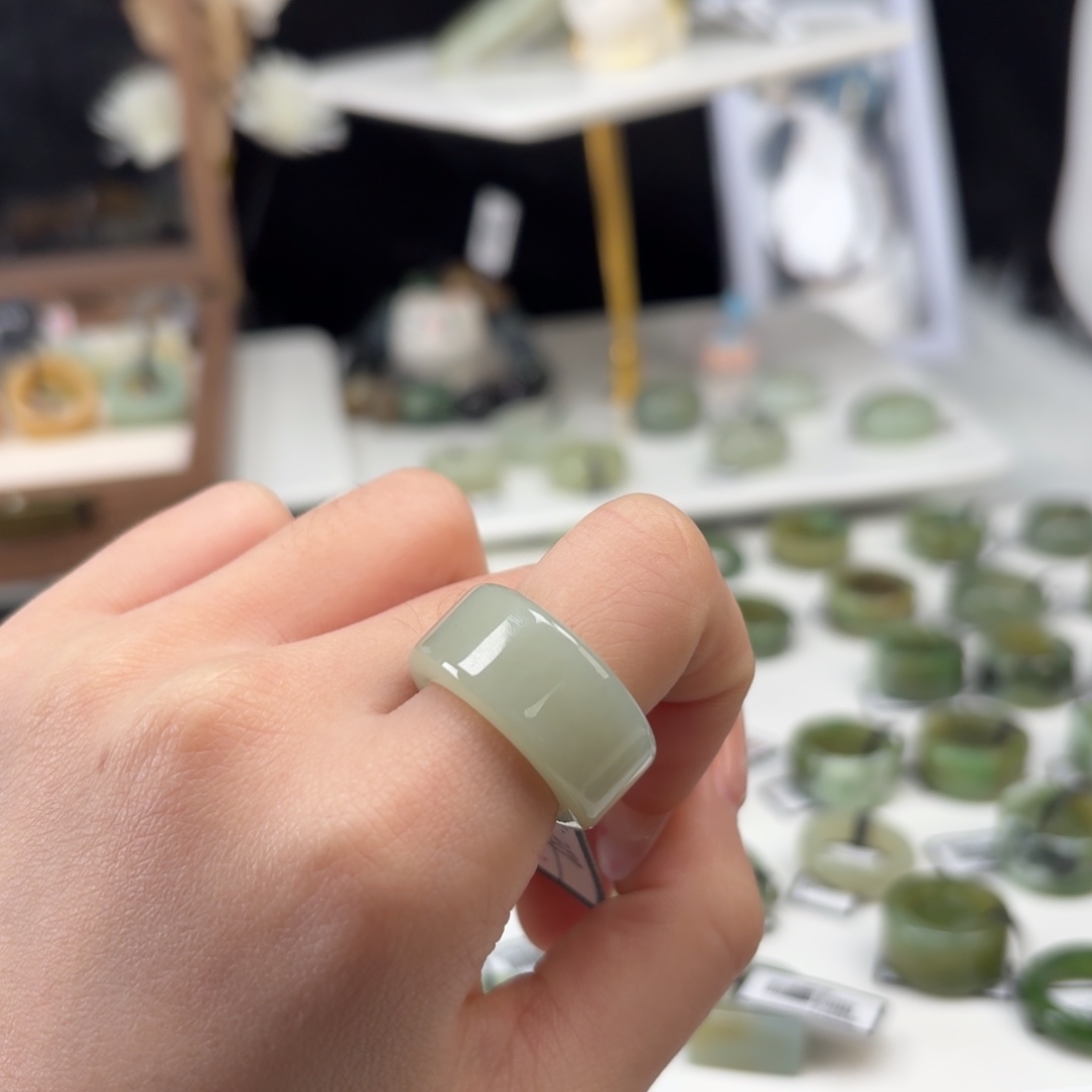 和田玉未镶嵌戒指o23奶蓝直切17.1