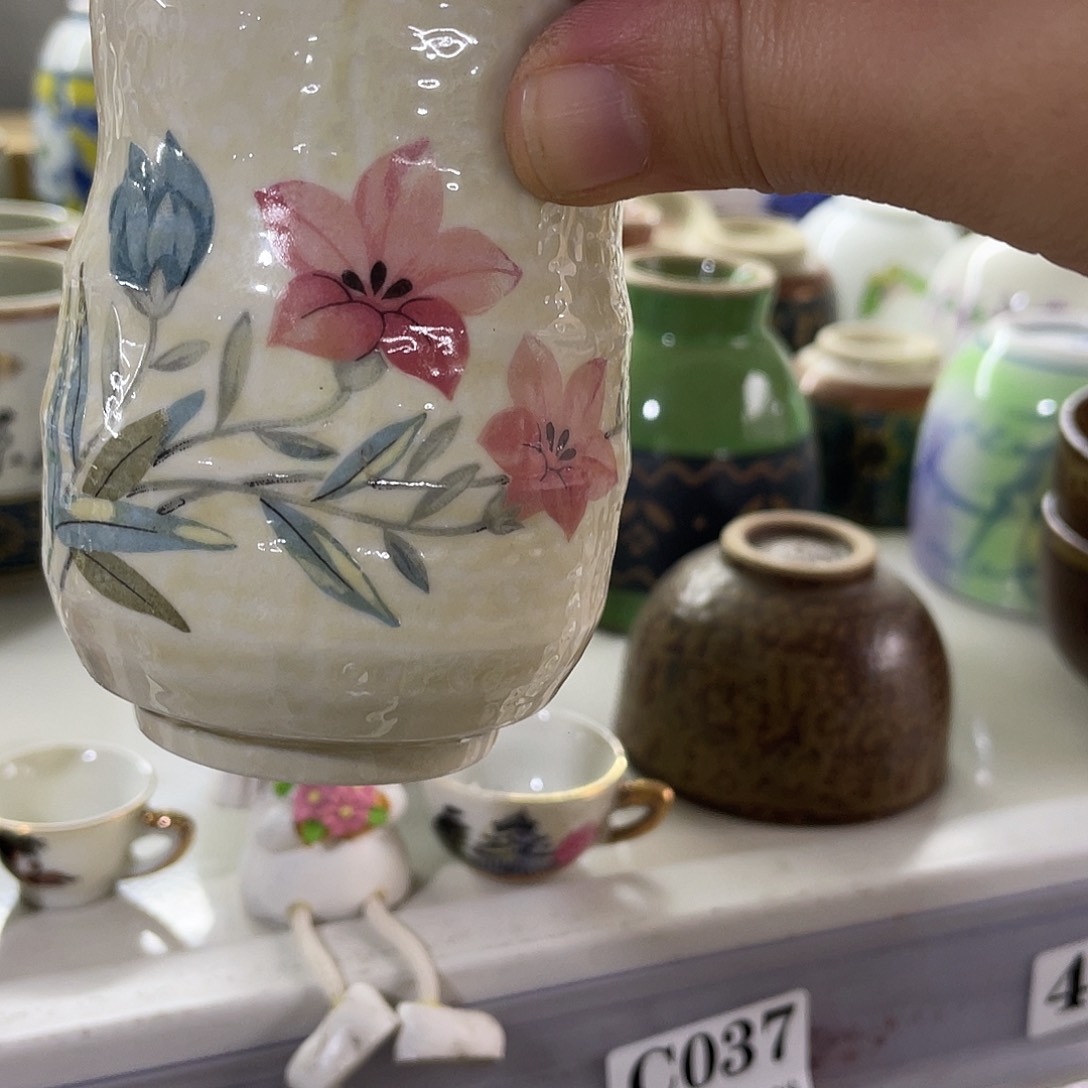 瓷片蛋*哈哈我真的不理解你们这对