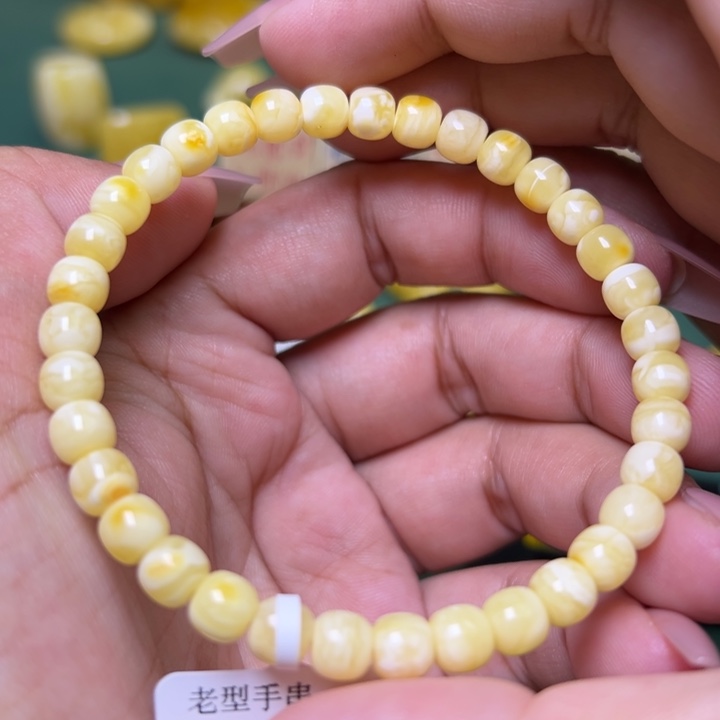 蜜蜡未镶嵌珠宝奇石