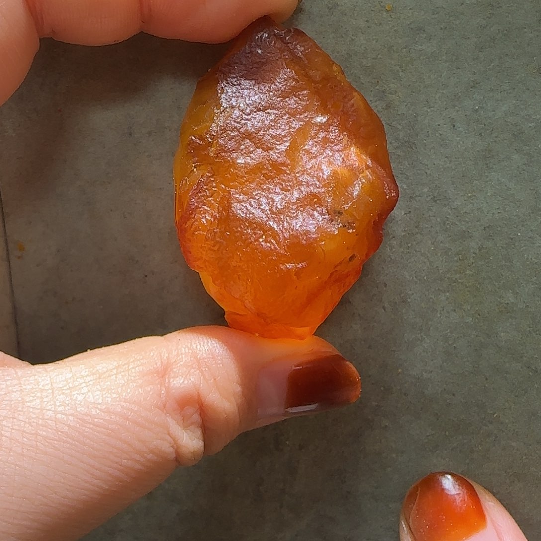 定制琥珀未镶嵌定制