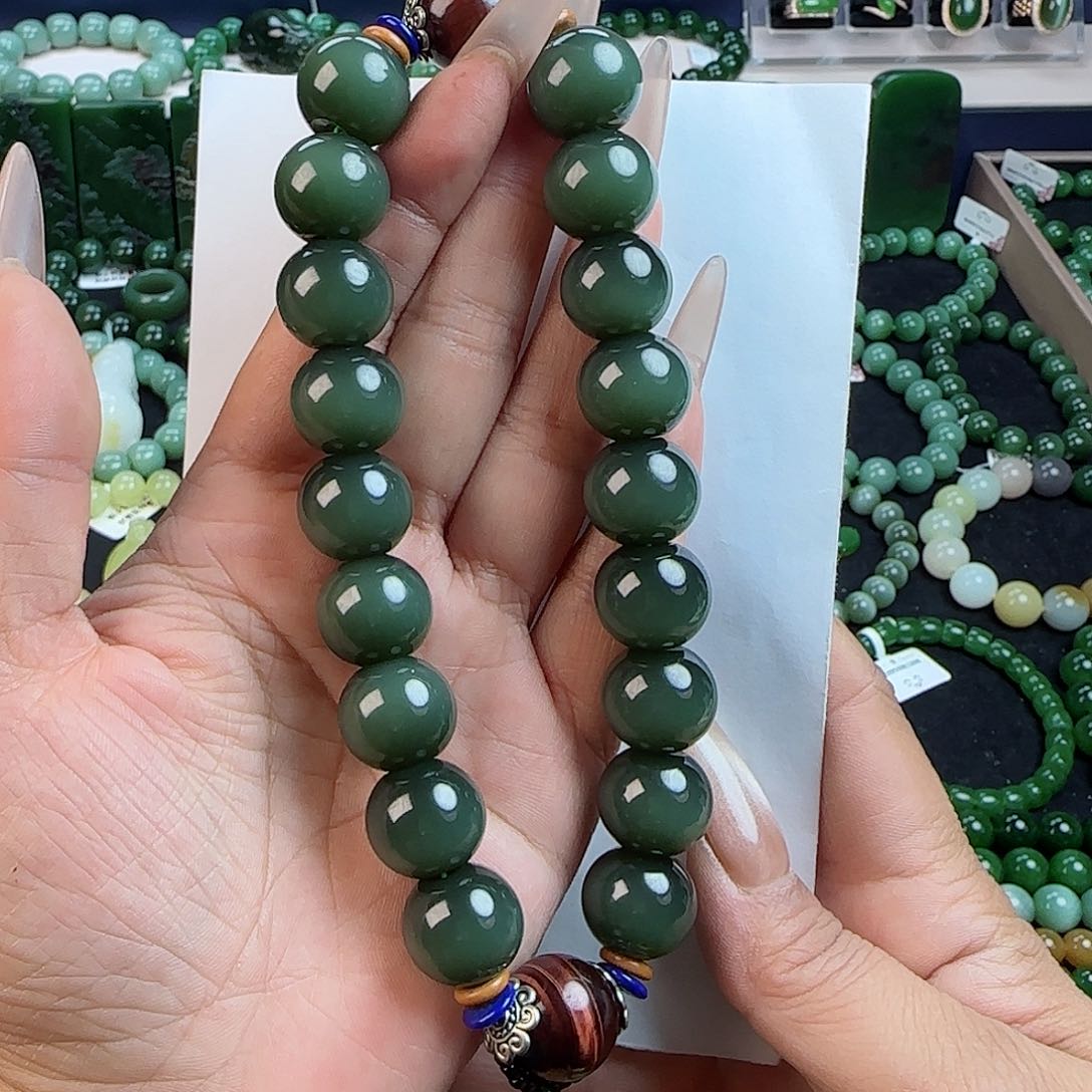 和田玉手串未镶嵌听*