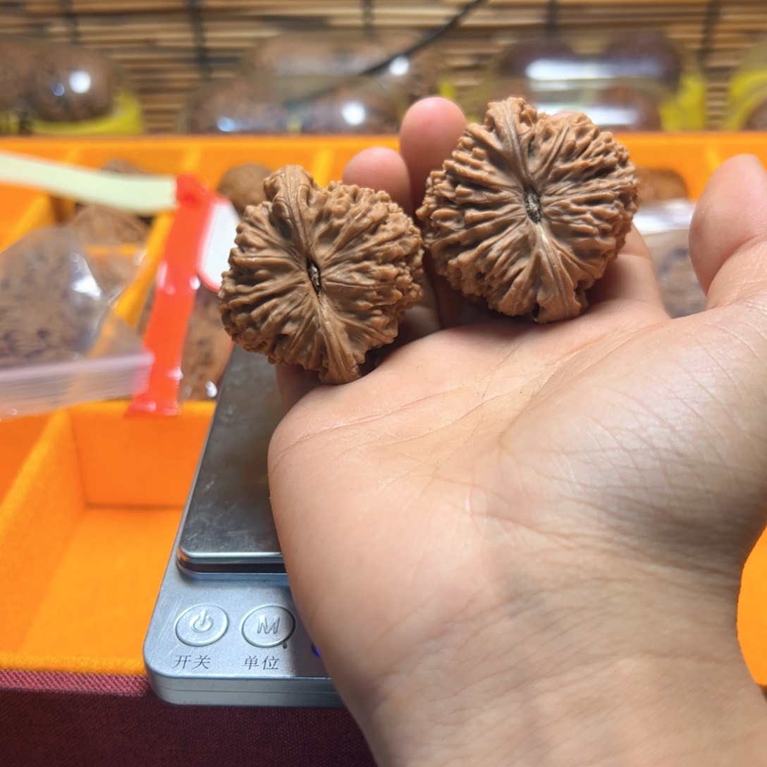 吊坠文玩核桃p****y核桃