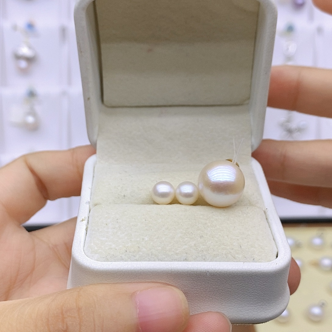 慧***姐淡水珍珠银S925镶嵌吊坠(赠链)