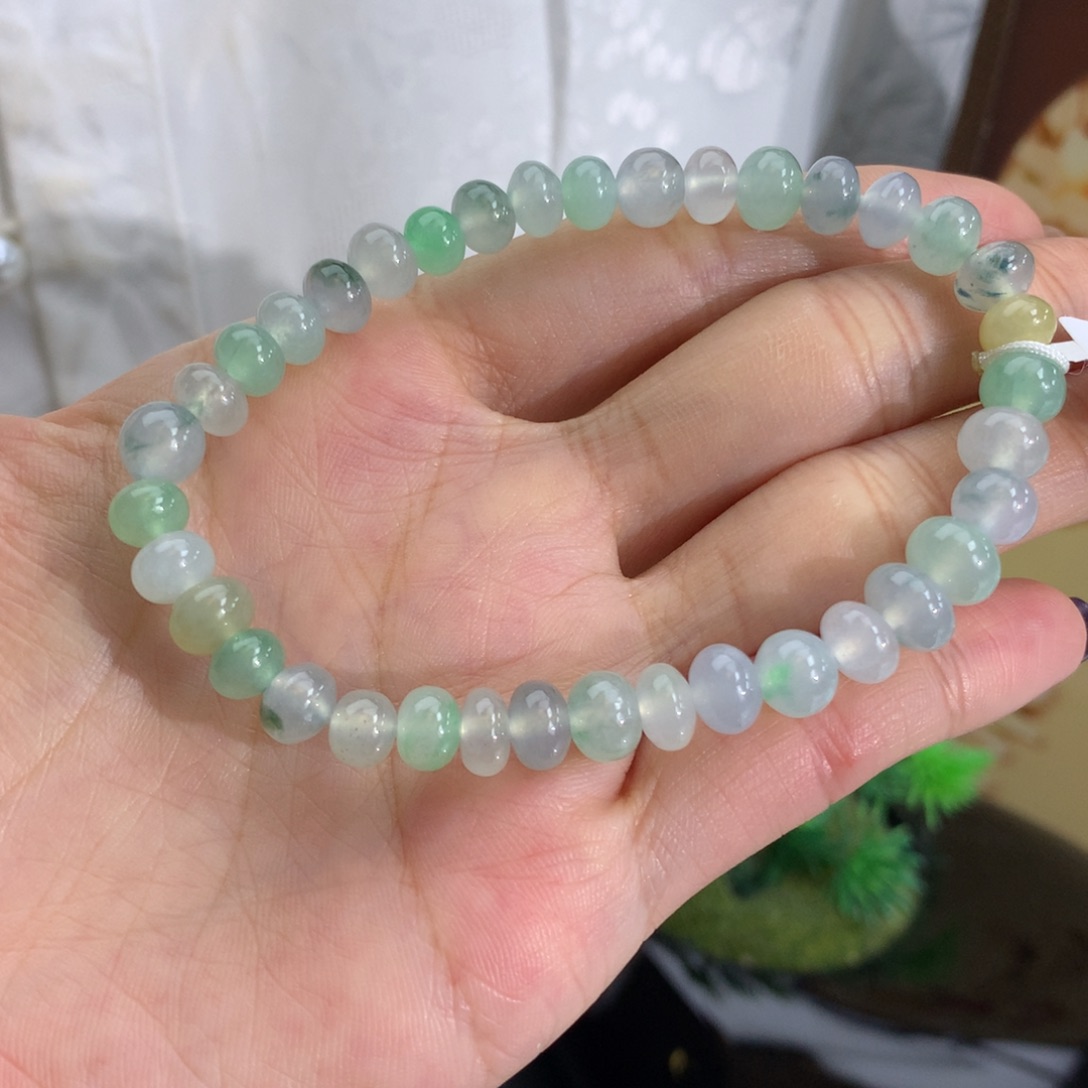 翡翠未镶嵌手串卡5.7-7.8冰胶马卡龙鼓珠手串