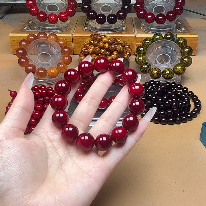 地***图贝壳杉（血龙木）手串/手链