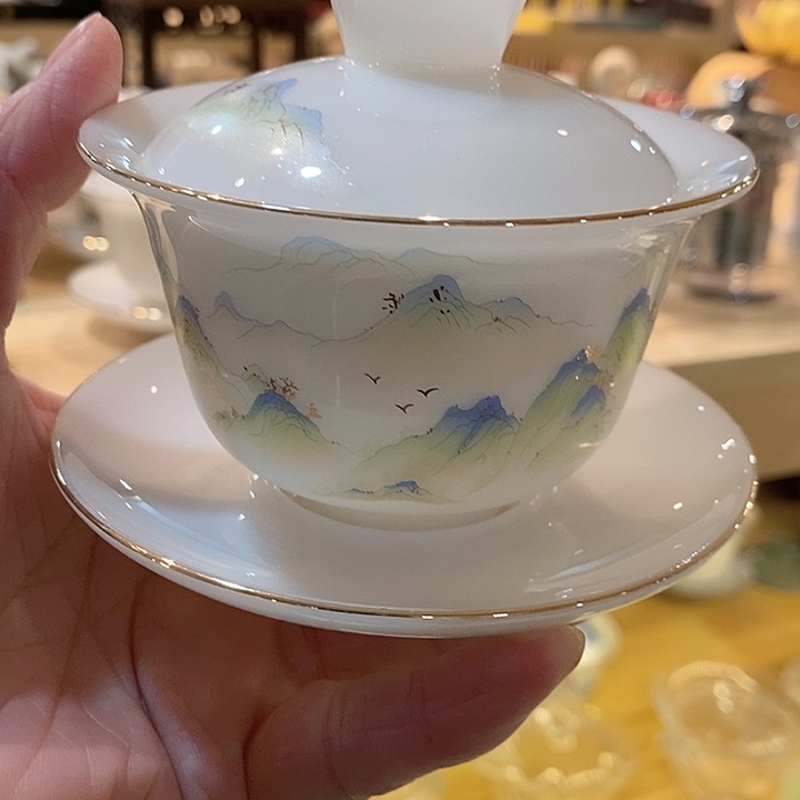 璞玉盖碗瓷器悬停