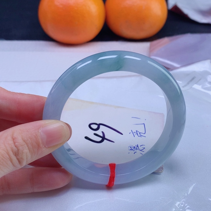 翡翠手镯未镶嵌5656565757575656