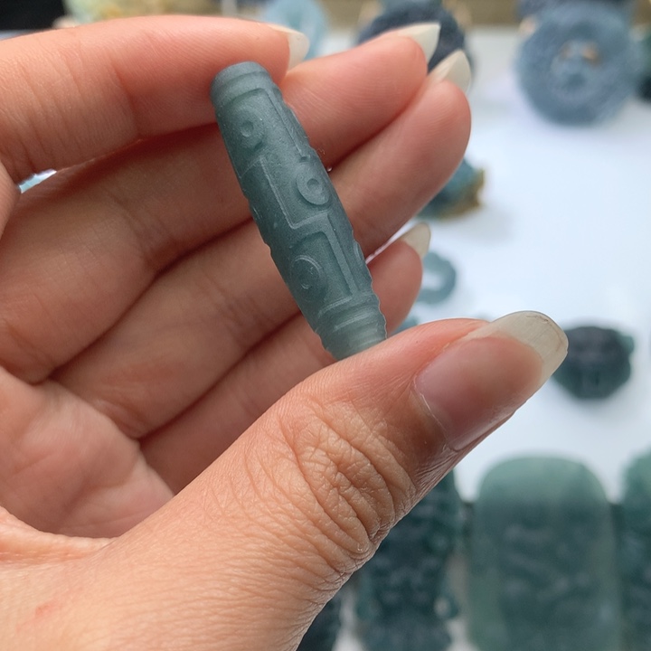 定制翡翠未镶嵌毛货不退不换