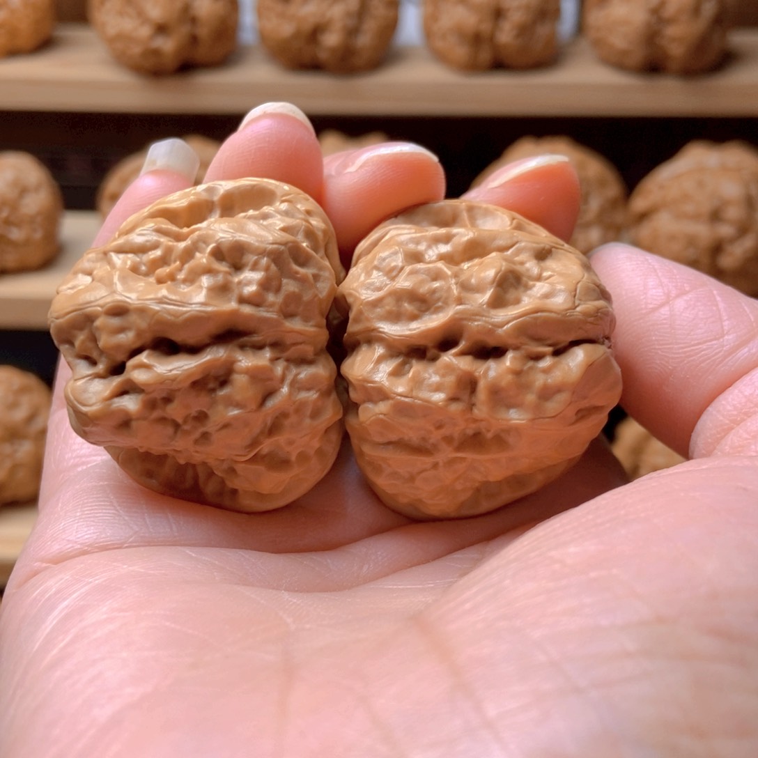 文玩核桃吊坠?*鲤蛤蟆头