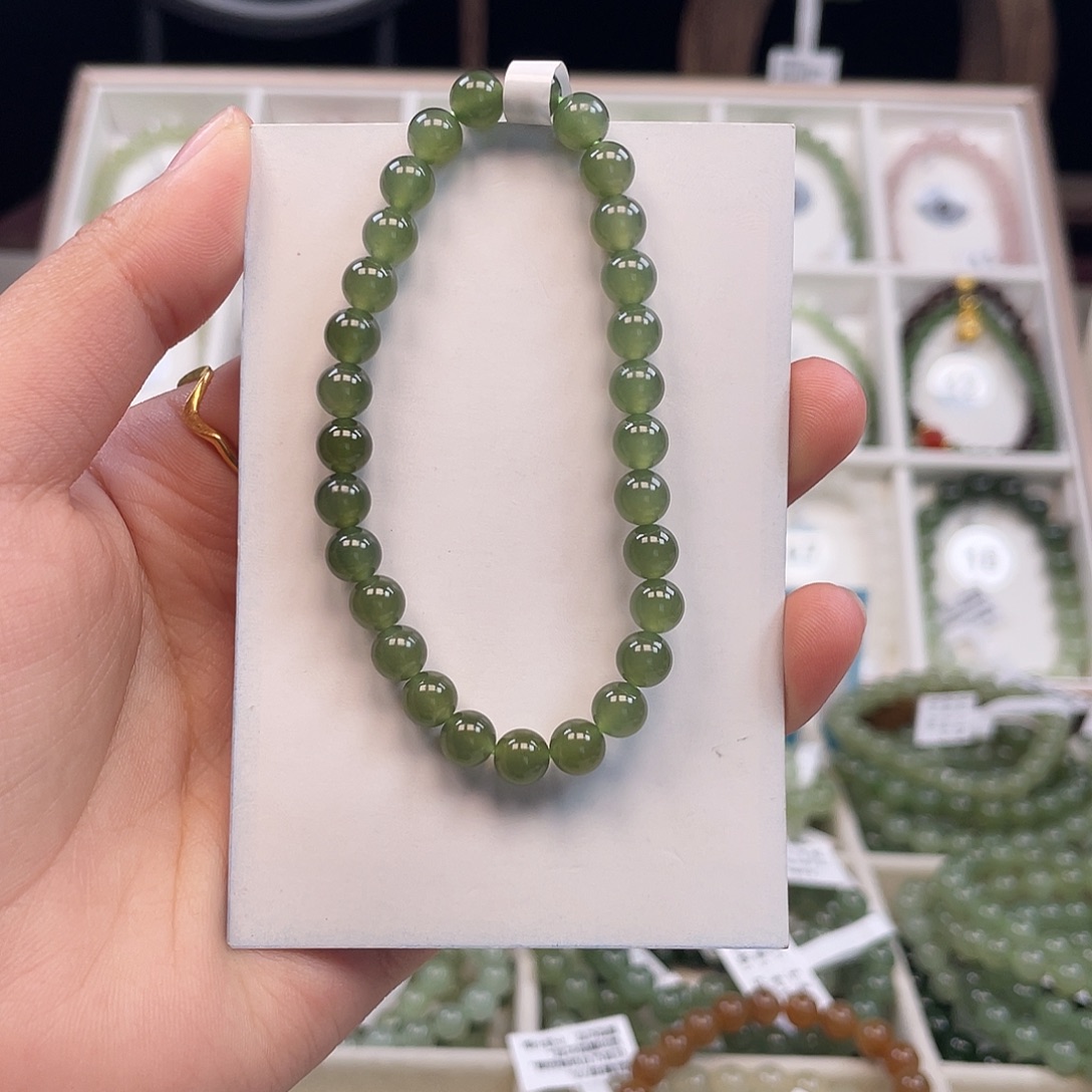 和田玉未镶嵌手串