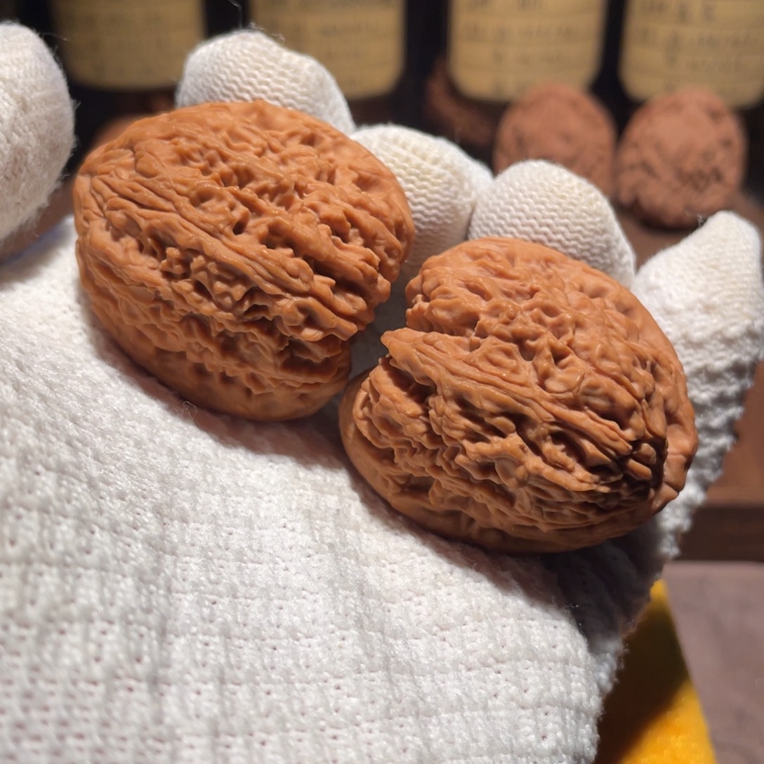 文玩核桃把件38拉丝炮弹南疆