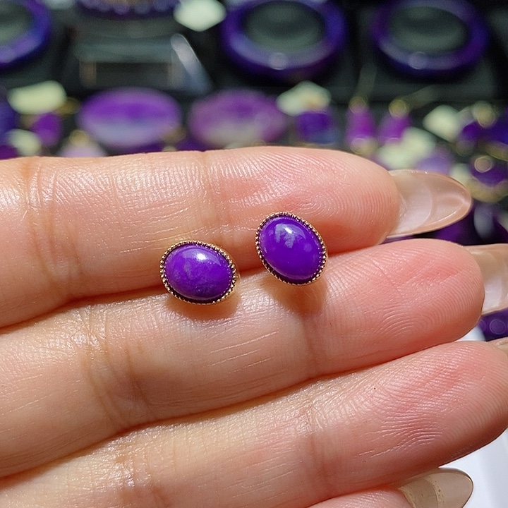 苏纪石（舒俱来）耳钉18K金镶嵌