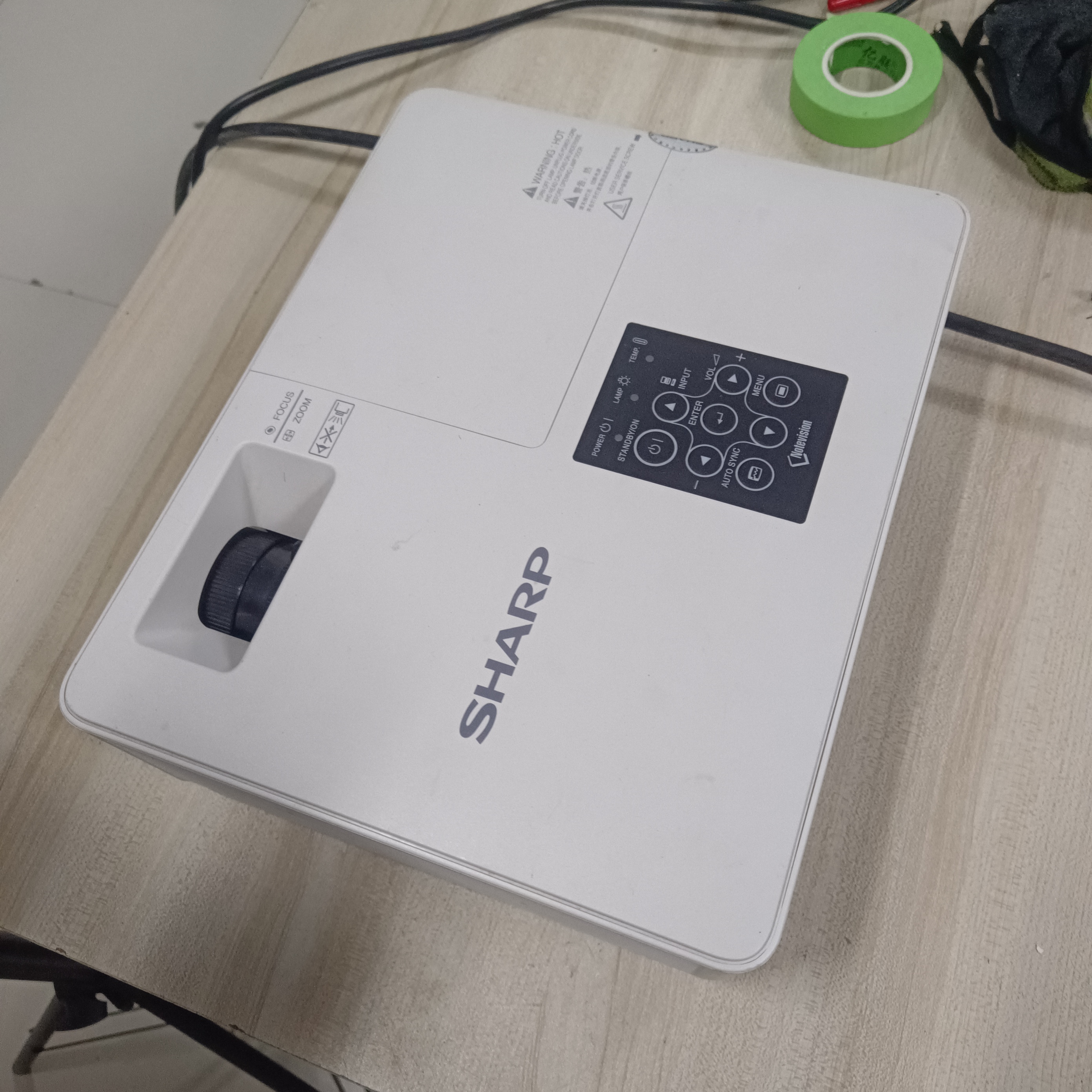 9新 Sharp/夏普 二手夏普投影仪运费自理