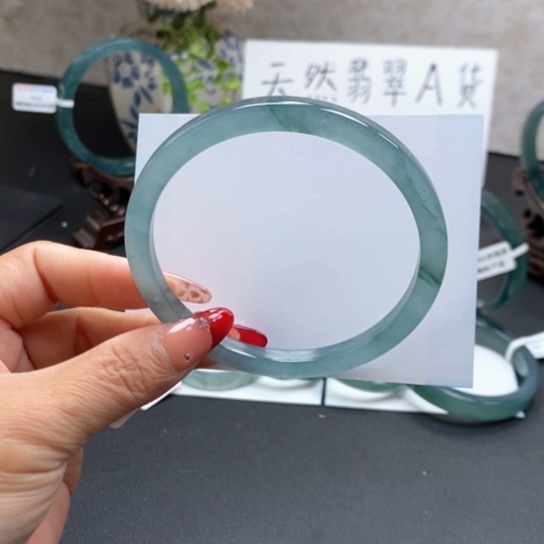 翡翠未镶嵌手镯68尺寸