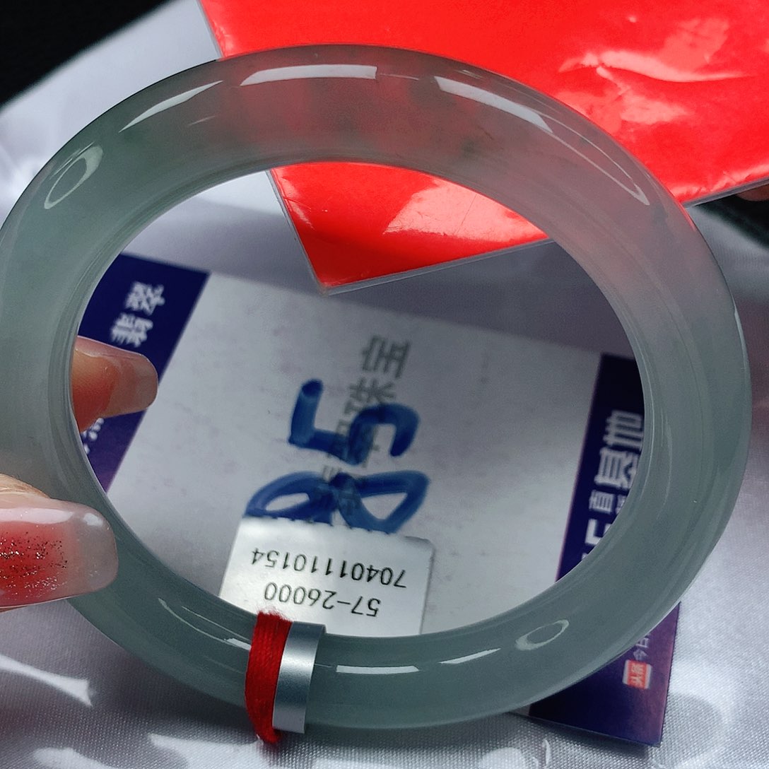 翡翠手镯未镶嵌缅甸天然a货翡翠