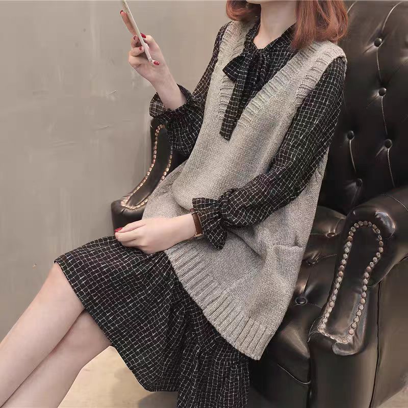 新品1401-1500新款秋冬装辣妹2025显瘦毛衫连衣裙