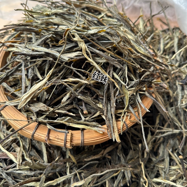 云南高山古树生普散茶散料理条