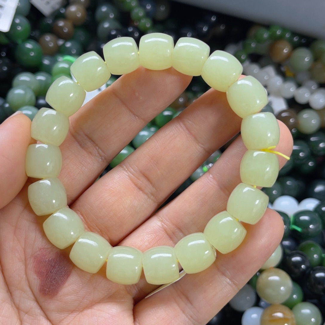 未镶嵌手链和田玉