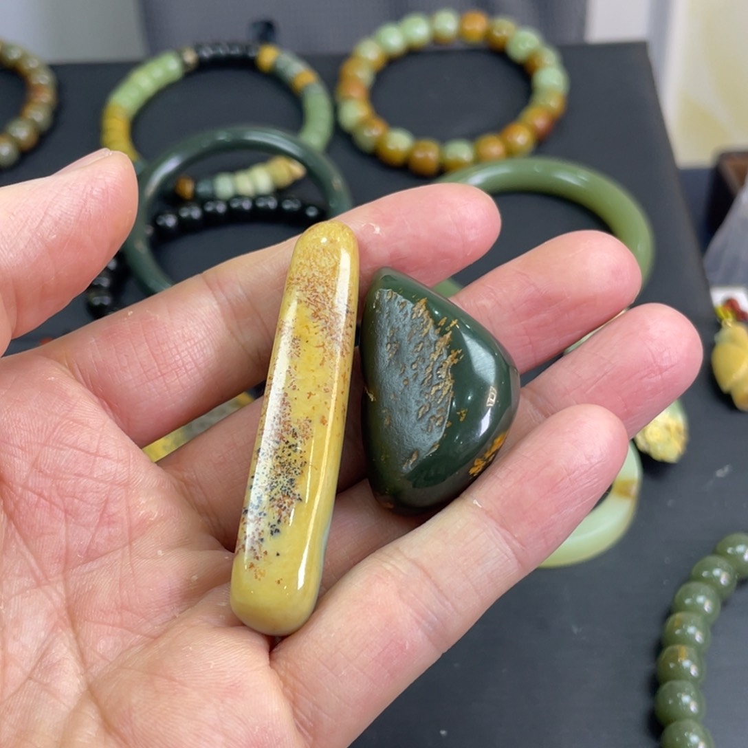 岫岩河磨玉（透闪石质玉）手链未镶嵌云*沐