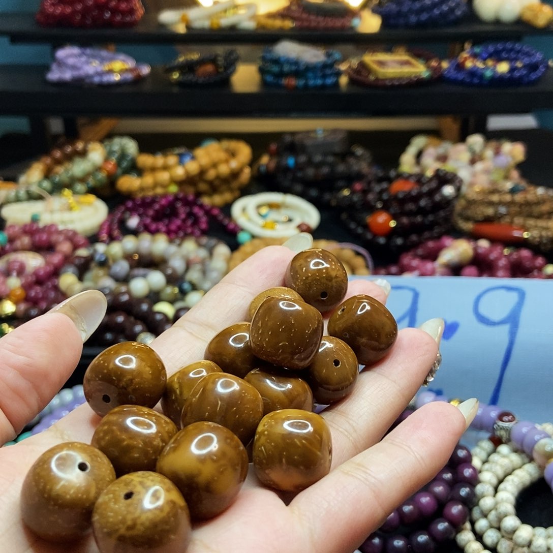 谢***涛佛心果吊坠菩提果