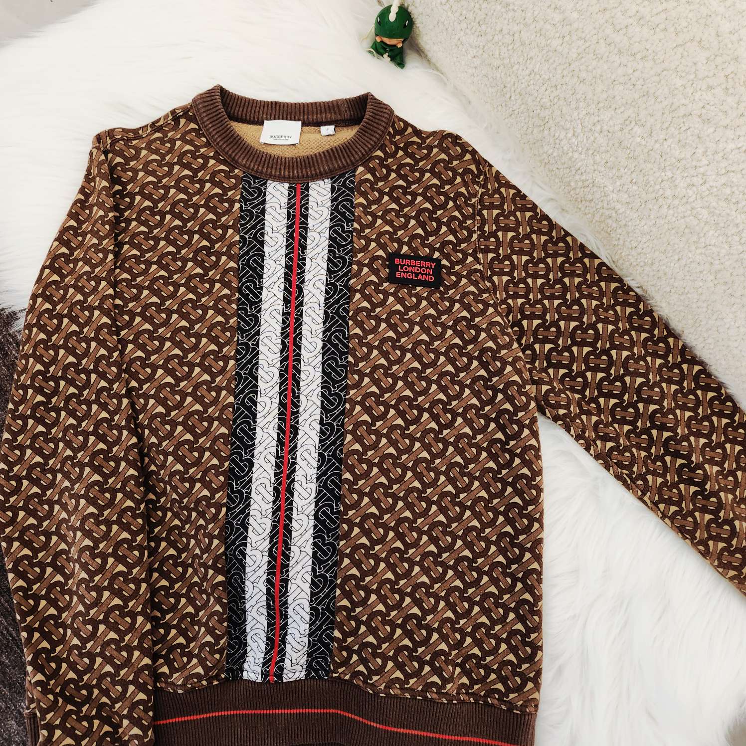 99新 BURBERRY/博柏利 Y3214 棕色老花满印卫衣  S码