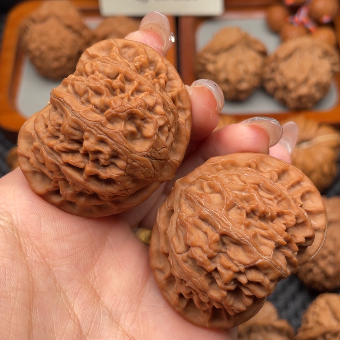 文玩核桃吊坠全品宫灯