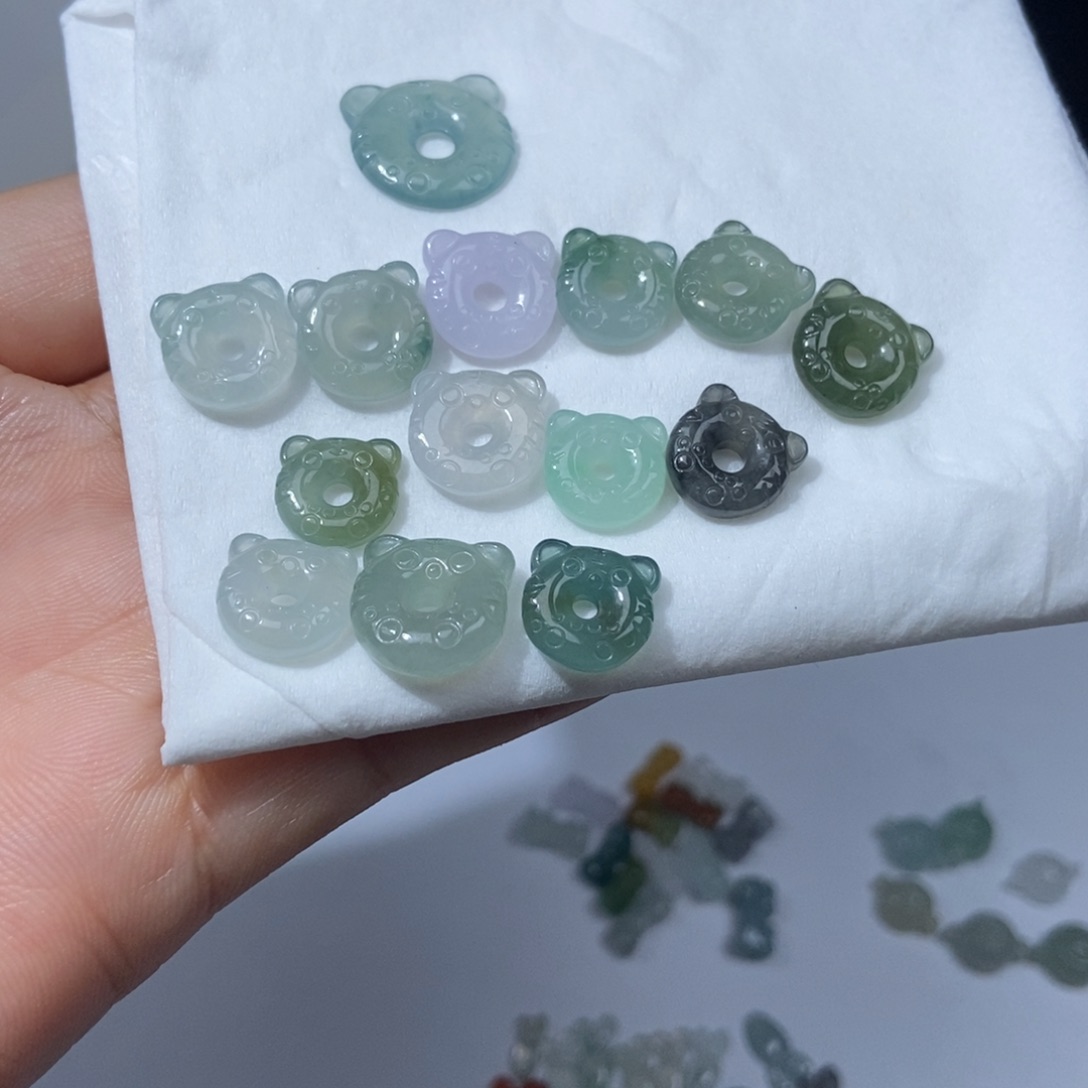 定制翡翠未镶嵌单个价格