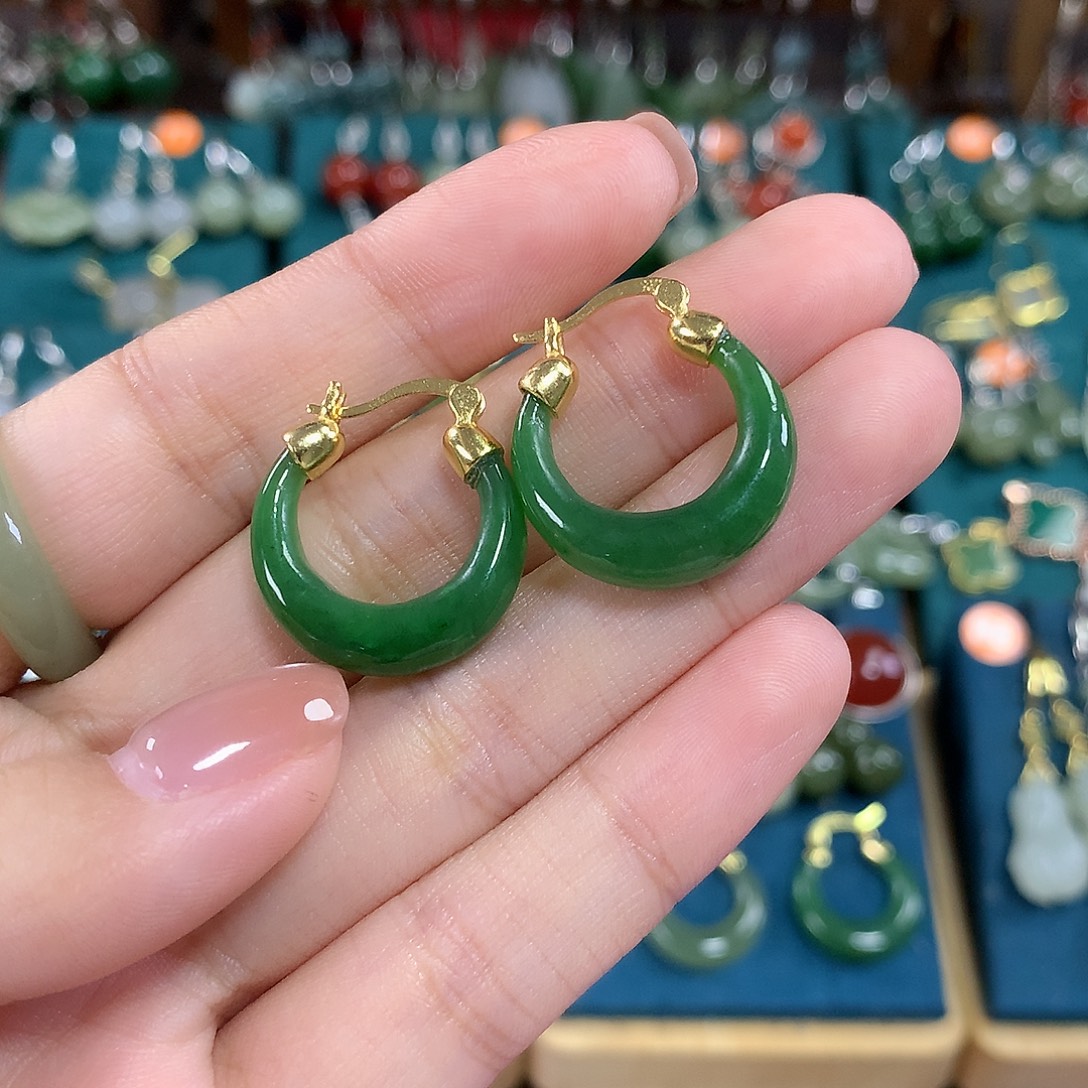 和田玉（碧玉）银S925镶嵌耳饰卡20左右