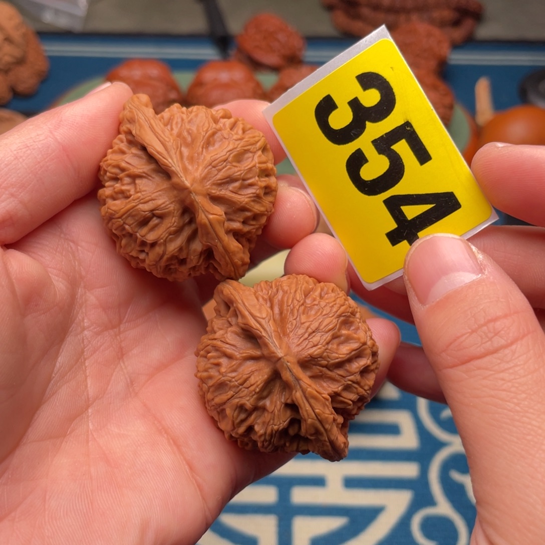 文玩核桃把件42.5全品宫灯354号