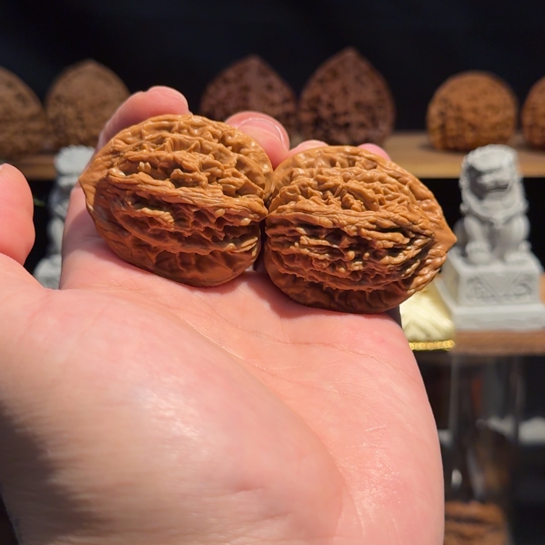 文玩核桃把件全品无修 堂上虎头