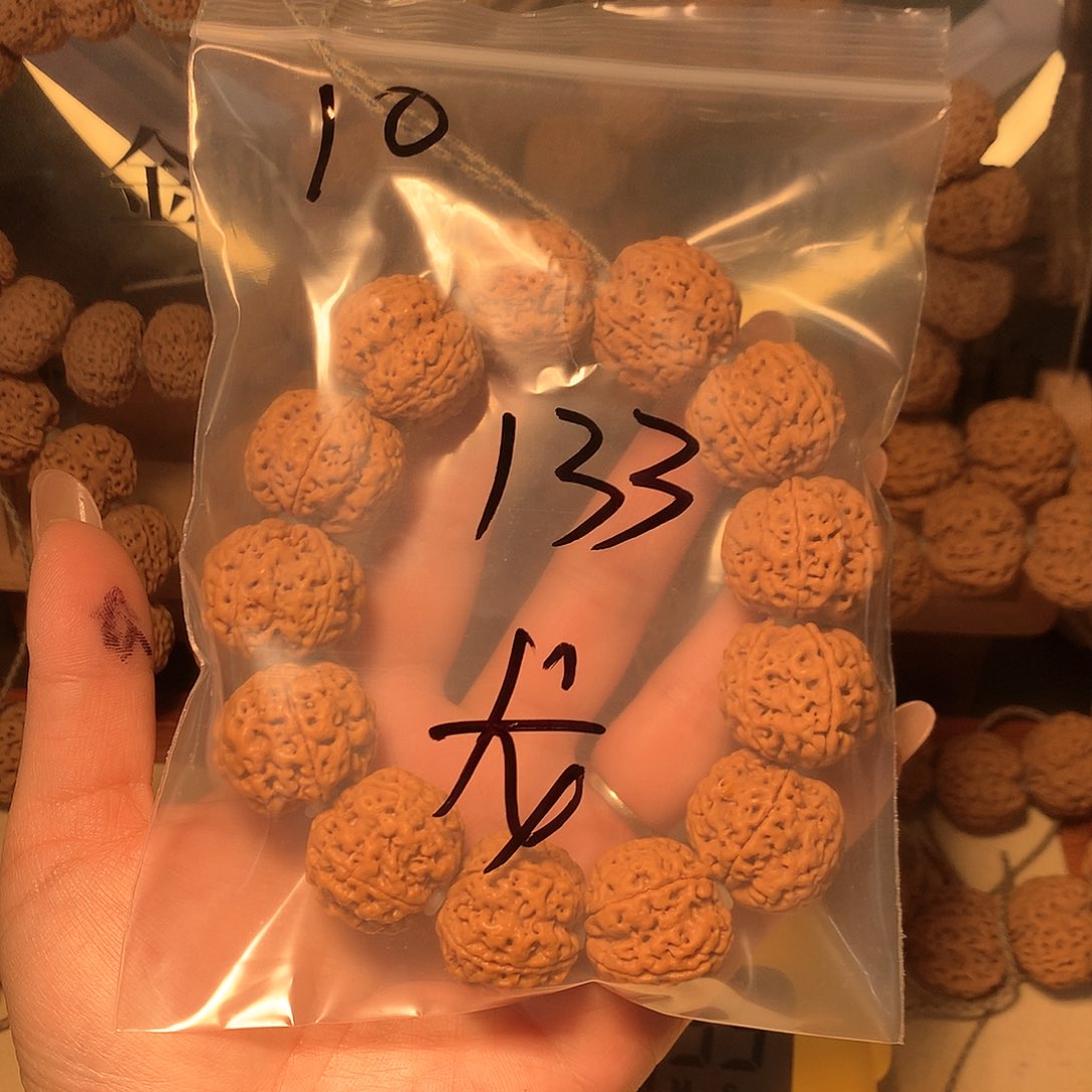 金刚菩提吊坠龙**基10。             