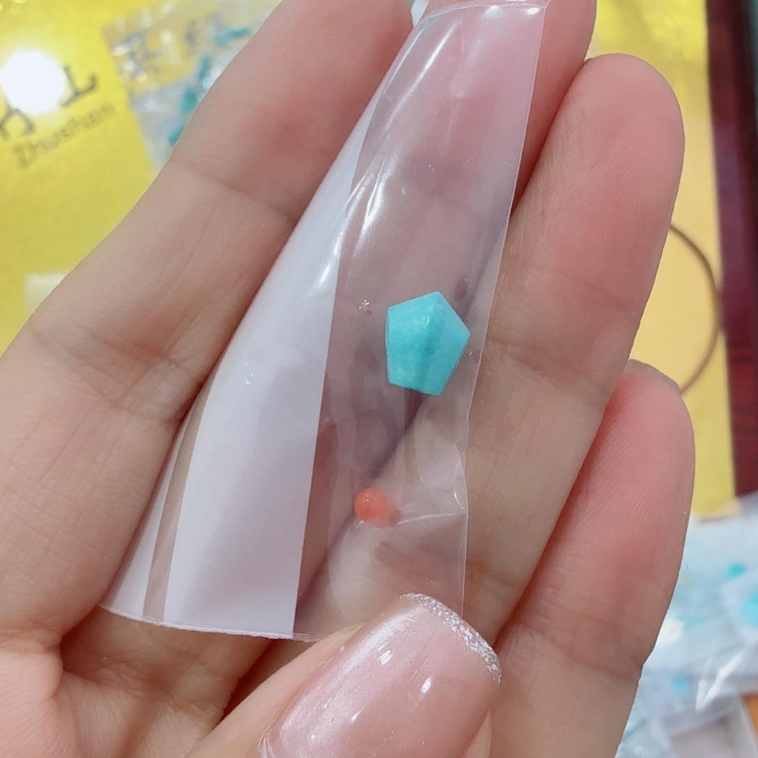 未镶嵌南红玛瑙珠宝奇石