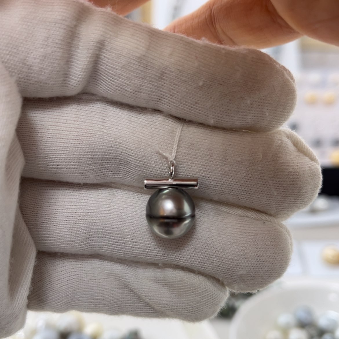 【闪购商品】海水珍珠颈饰银S925镶嵌10-11mm铂金灰