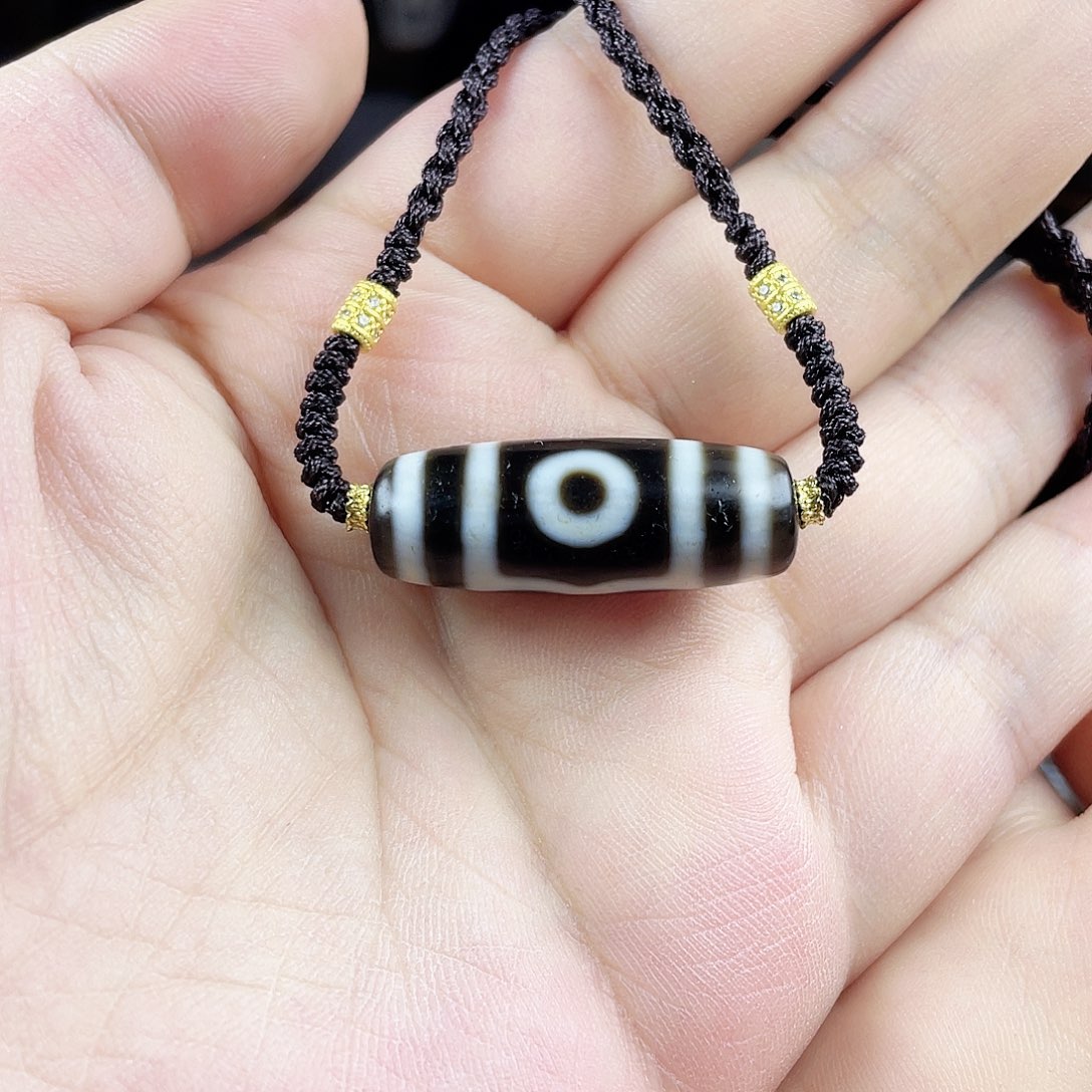 合金颈饰玛瑙/玉髓行运