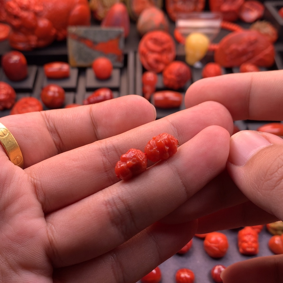 南红玛瑙未镶嵌【传仁】精工雕刻柿子红宝宝佛配珠对珠8.8mm