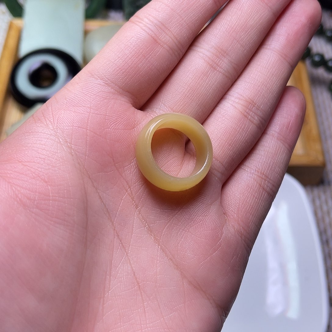 未镶嵌和田玉车挂倾*