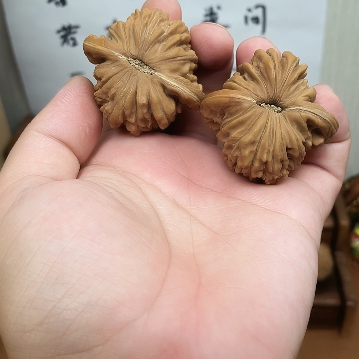 把件文玩核桃四座楼