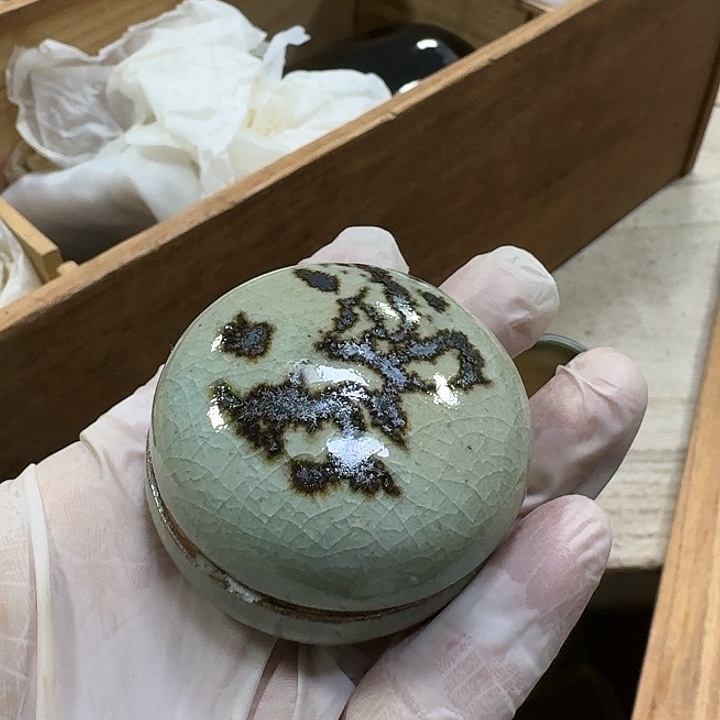 瓷片微瑕哈哈哈哈哈哈